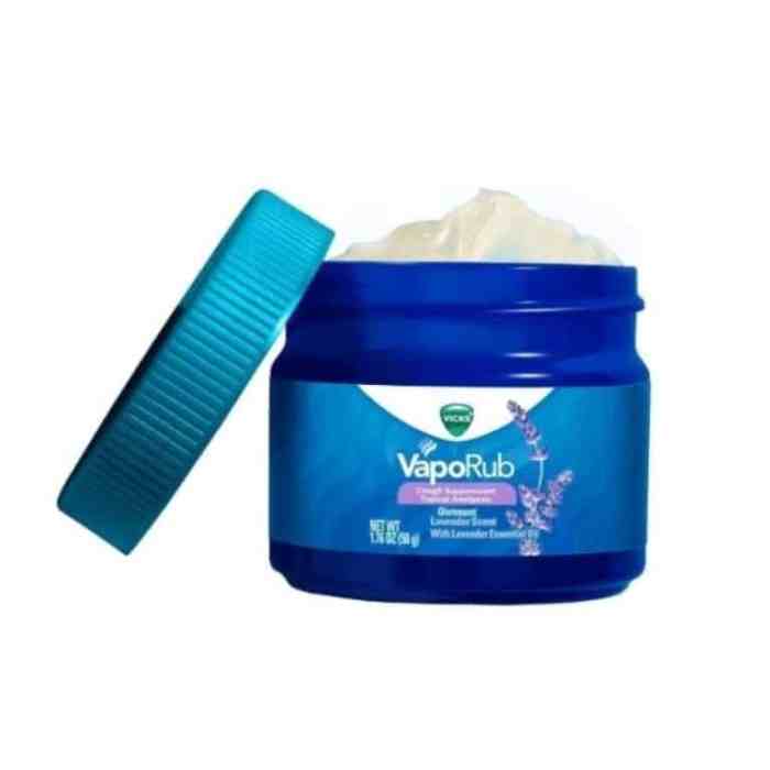 Vicks vaporub for tooth decay