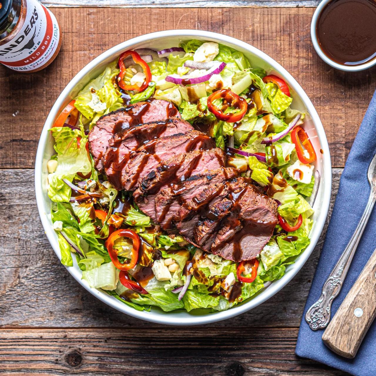 Cubby's tri tip steak salad